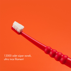 Curaprox Surgical Diş Fırçası - 6