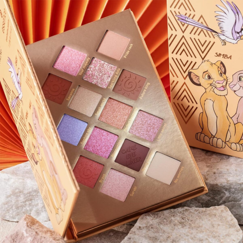 Essence Disney The Lion King Eyeshadow Palette - 02 Strong From Sunrise To Sunset 11.2 gr - 4