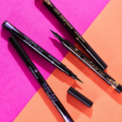 Essence Extra Long Lasting Eyeliner Pen - 010 Blackest Black 1.1 ml - 7