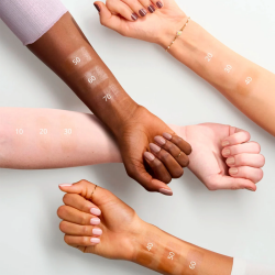 Essence Makeup Base Glow Booster Magic Filter - 10 Light 14 ml - 5