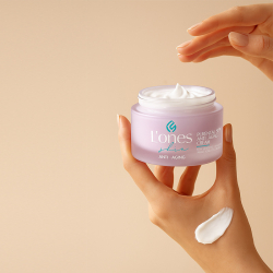 Lones Yaşlanma Karşıtı Aydınlatıcı Nemlendirici Anti- Aging SPF 30 Cream 50 ml - 4