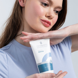 Mineaderm Lightening Cleanser Gel 150 ml - 3