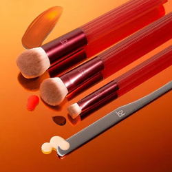 Real Techniques RT-021561 Solar Power Golden Hour Limited Edition Makyaj Fırça Seti - 5