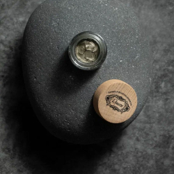 Rosece Radiance Wings Krem Göz Farı 7 gr - B18 - Hafif Işıltılı Koyu Yeşil - 3