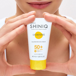 Shiniq UV Defense Kuru ve Çok Kuru Ciltler için Güneş Koruyucu SPF 50+ 40 ml - 3