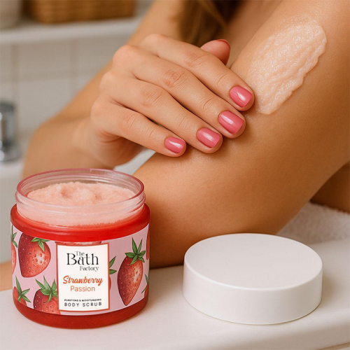 The Bath Factory Vücut Peelingi - Çilek Aromalı 300 gr - 3