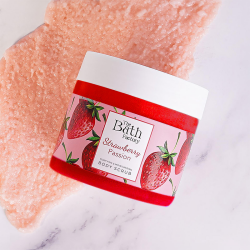 The Bath Factory Vücut Peelingi - Çilek Aromalı 300 gr - 2